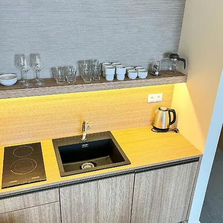 Hotelovy Alfred C407 Üdülőközpont *